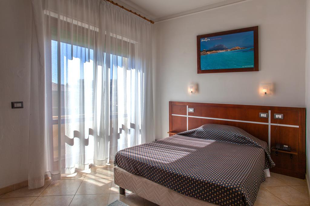 Hotel La Terrazza Cagliari Pokój zdjęcie