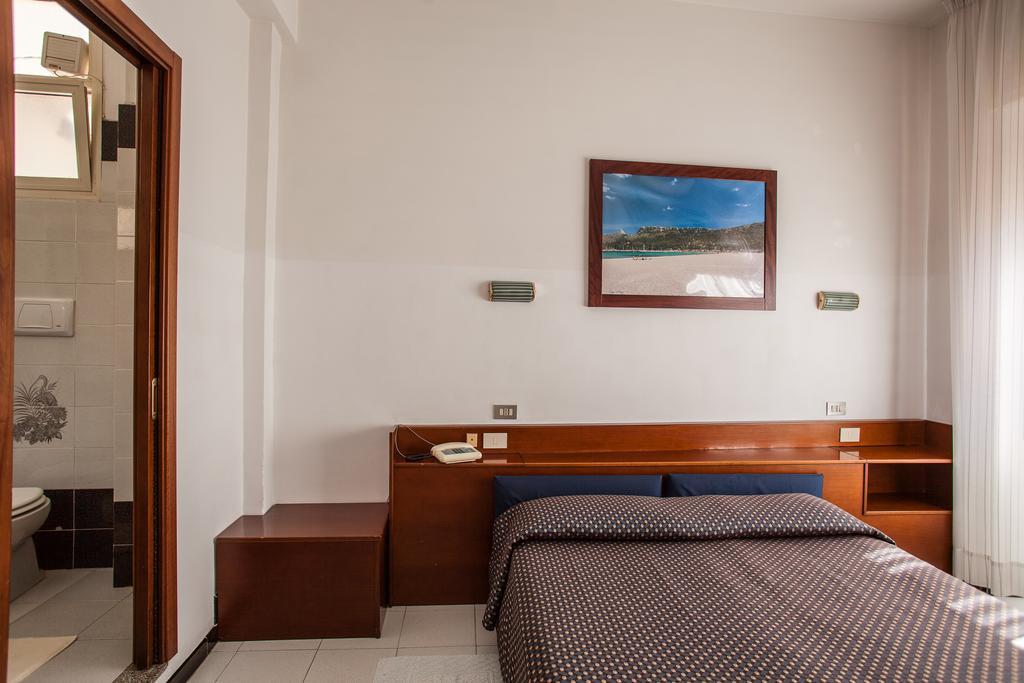 Hotel La Terrazza Cagliari Pokój zdjęcie