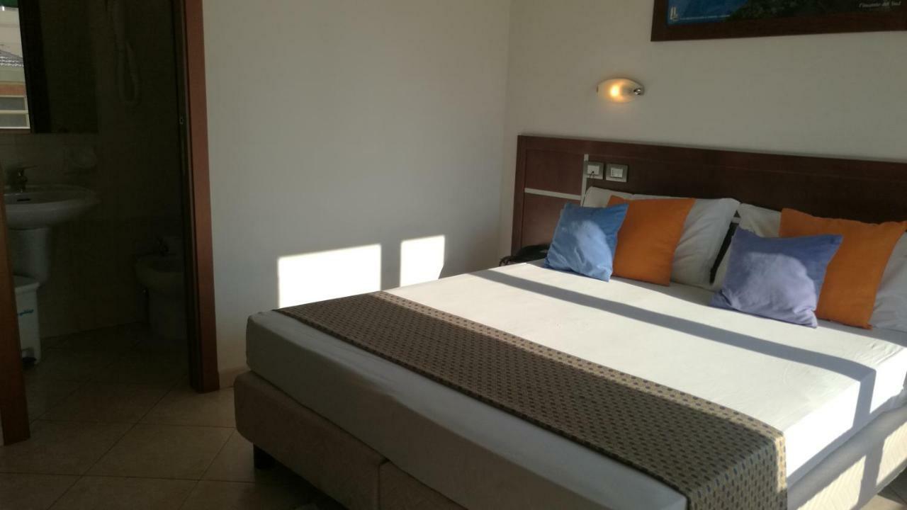 Hotel La Terrazza Cagliari Zewnętrze zdjęcie