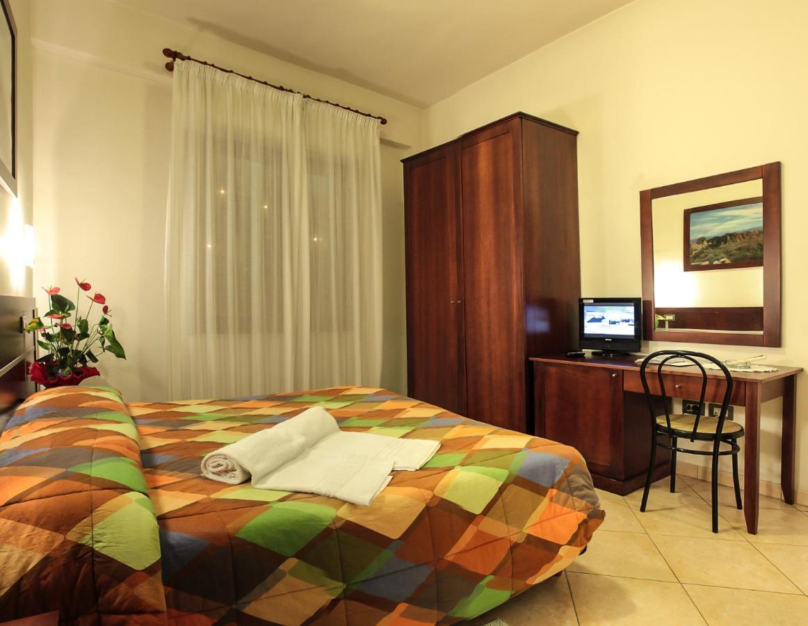 Hotel La Terrazza Cagliari Pokój zdjęcie